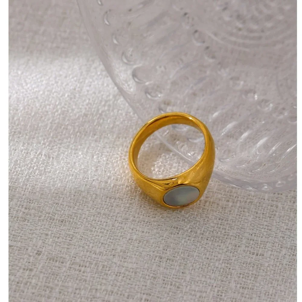 New 18K Gold Plated Mother Of Pearl Signet Ring